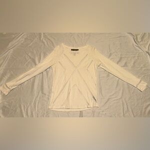 Lightweight cream sweater with open knight design